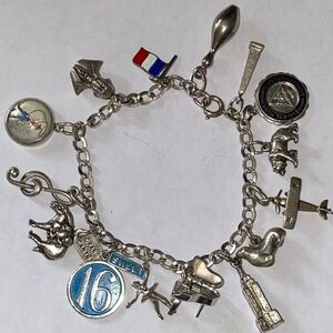 Vintage Sterling Silver Charm Bracelet Loaded With 16 Assorted Charms